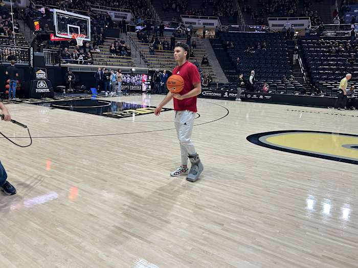 Indiana junior Anthony Leal us out tonight. 